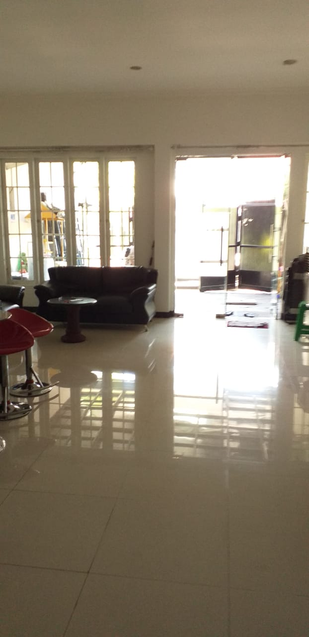 Dijual Rumah Modern Minimalis Raya Darmo Permai Surabaya Barat - Image 1