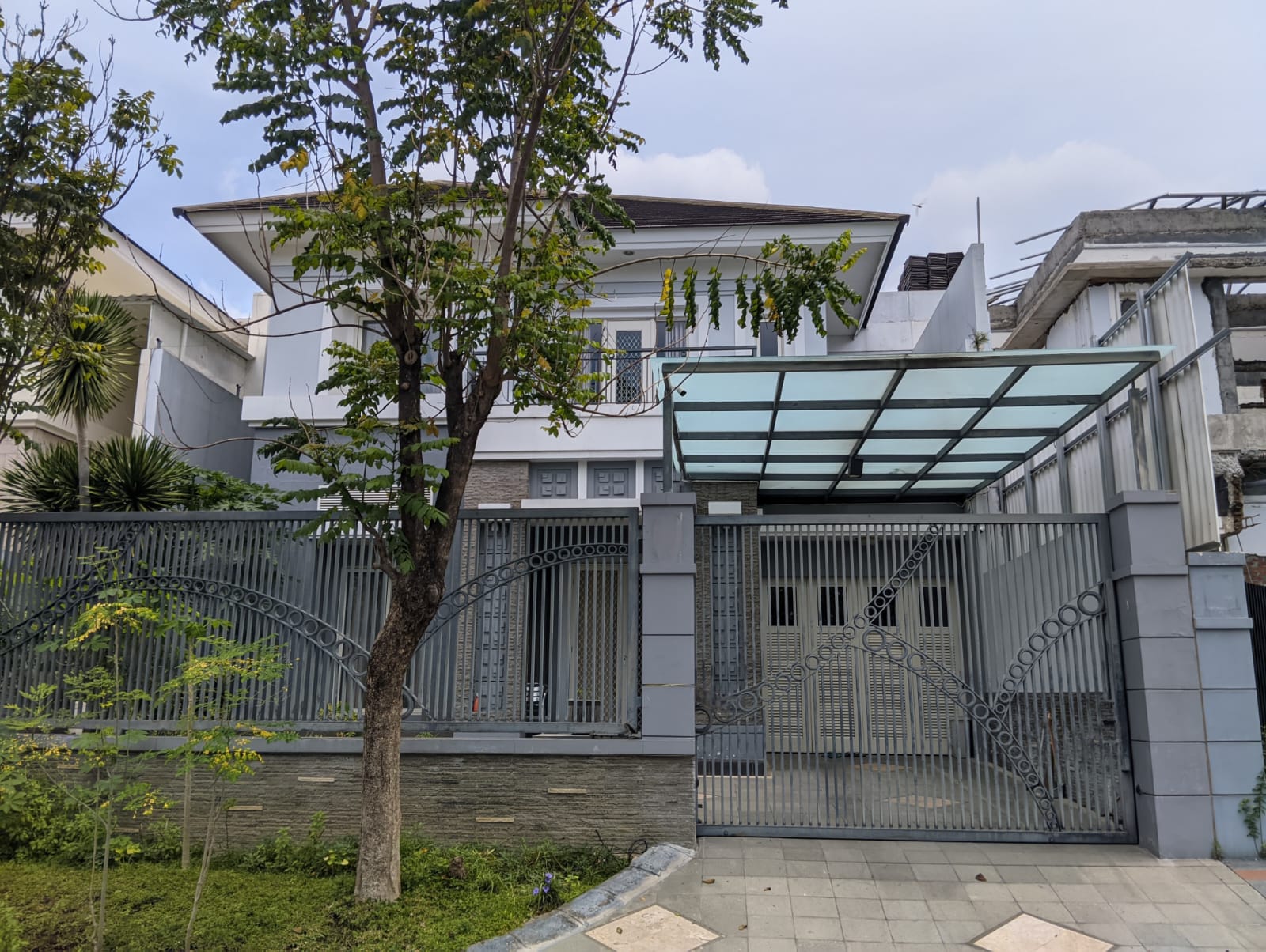 Dijual Rumah Lokasi Surabaya Timur - Image 1