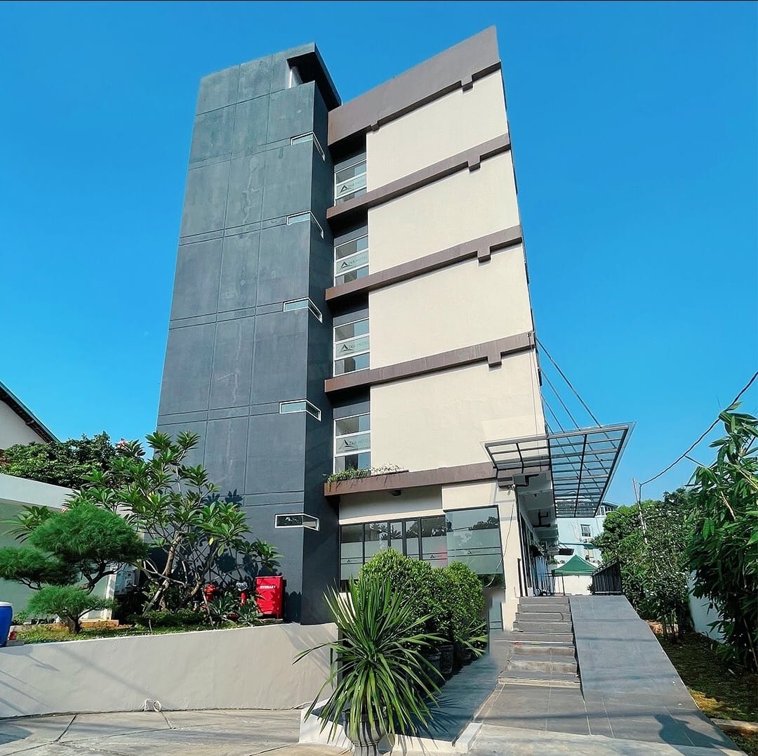 Dijual Hotel Pusat Kota Wilayah Selamet Riyadi Jakarta Pusat - Image 1