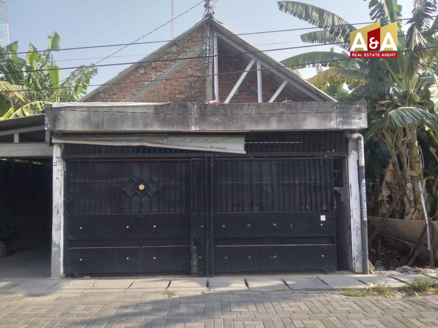 Dijual Rumah Strategis Kawasan Sambisari Surabaya Barat - Image 1