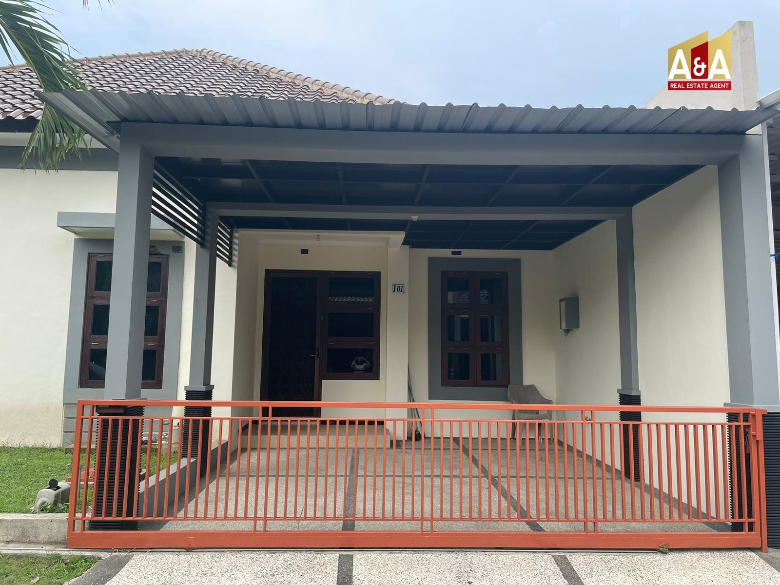 SBY Selatan Royal Ketintang Regency - Image 1