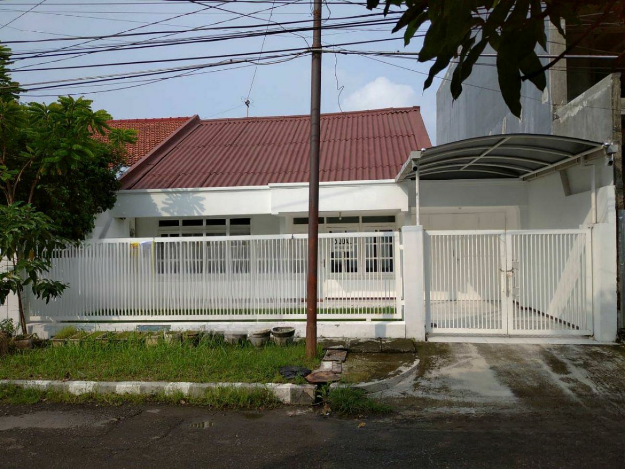 Dijual rumah minimalis darmo permai selatan surabaya - Image 1