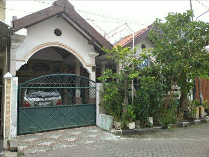 rumah siap huni simpang darmo permai surabaya - Image 1