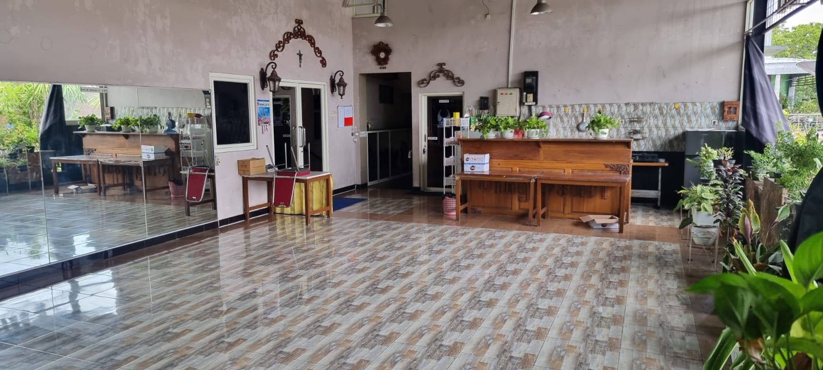 Dijual Rumah Usaha Strategis Wilayah Kediri Kota - Image 1