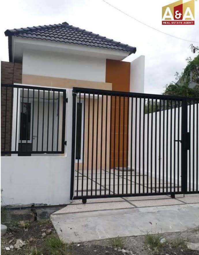 DIJUAL/DISEWAKAN RUMAH LOKASI SURABAYA TIMUR - Image 1