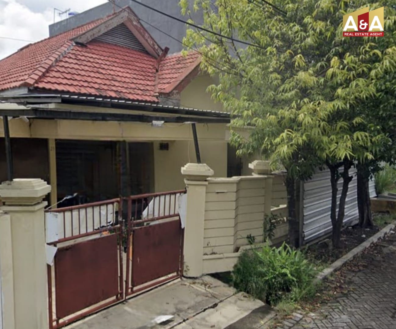 Dijual Rumah Nyaman Lokasi Strategis di Manyar Antika Surabaya Timur - Image 1