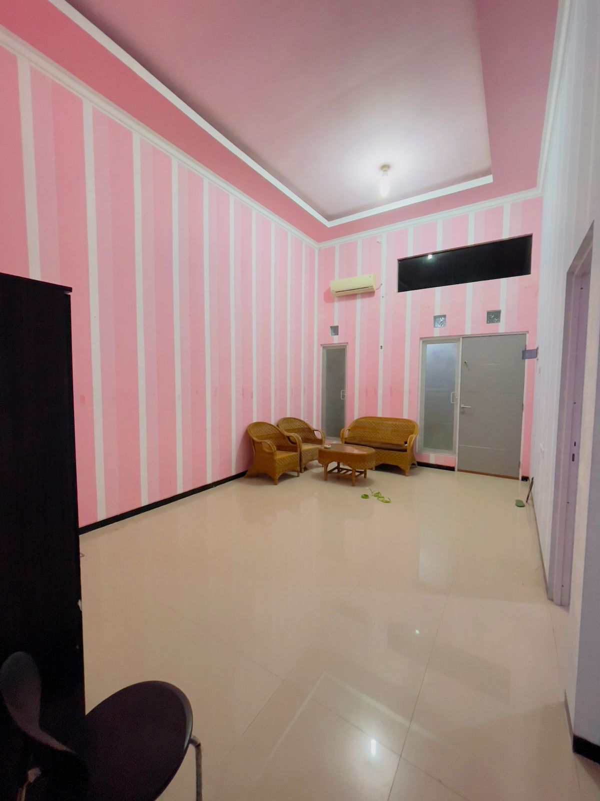 Disewakan Rumah Siap Huni dan Strategis di Sukolilo Dian Regency 2 Surabaya Timur - Thumbnail 4