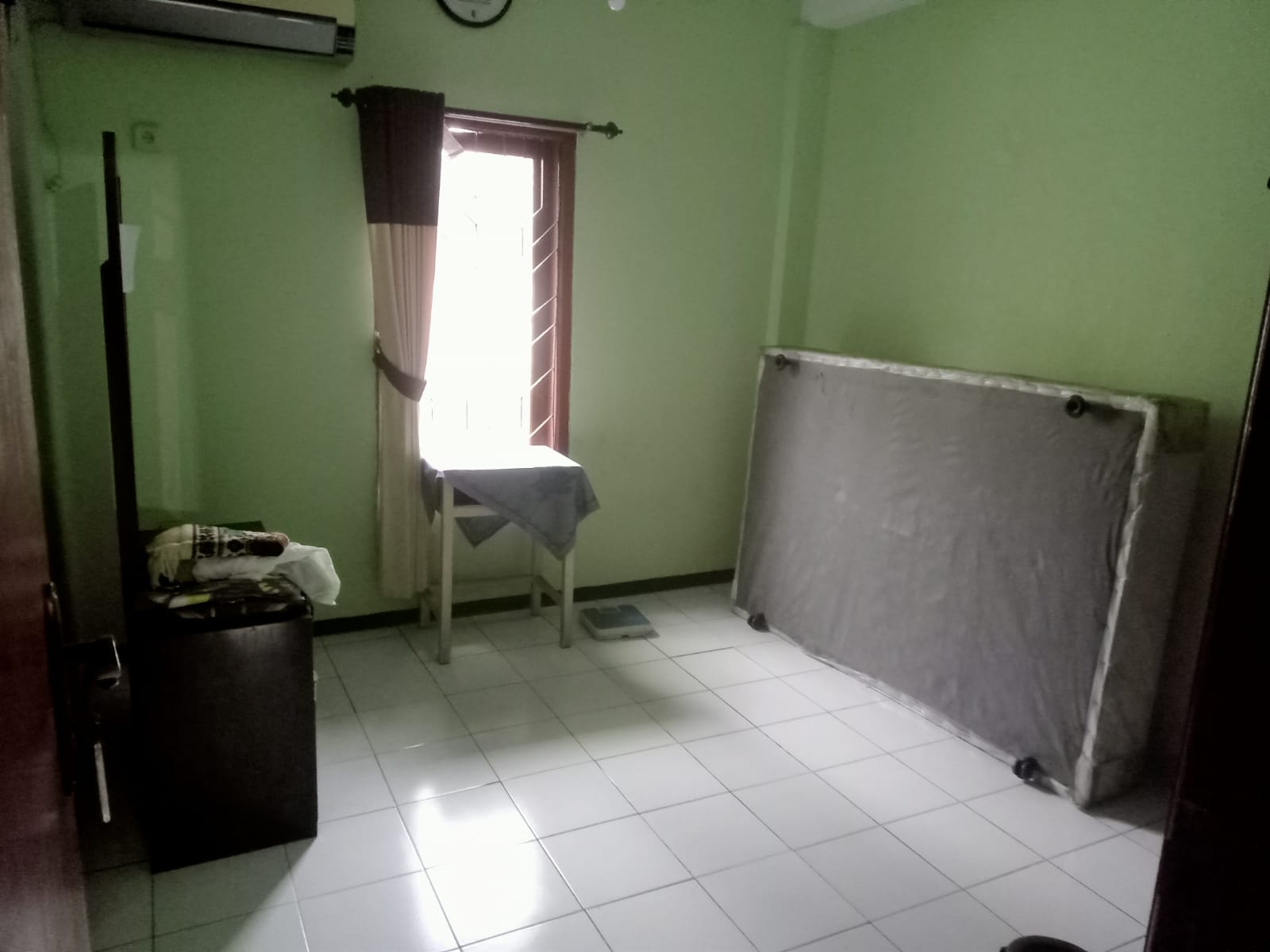 Dijual Rumah Hook Strategis Darmo Permai Timur Wilayah Surabaya Barat - Thumbnail 2