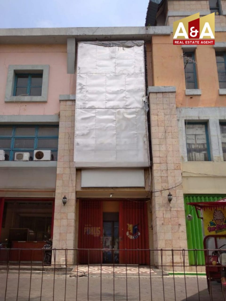 Dijual Ruko Lokasi Strategis di Tidar Mas Square Pusat Kota Surabaya - Image 1