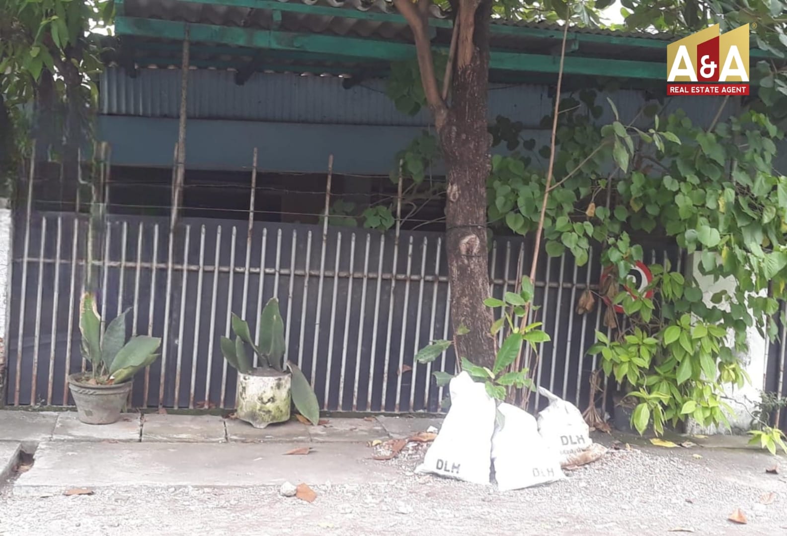 Dijual Tanah Strategis di Wilayah Dukuh Kupang Surabaya Barat - Image 1