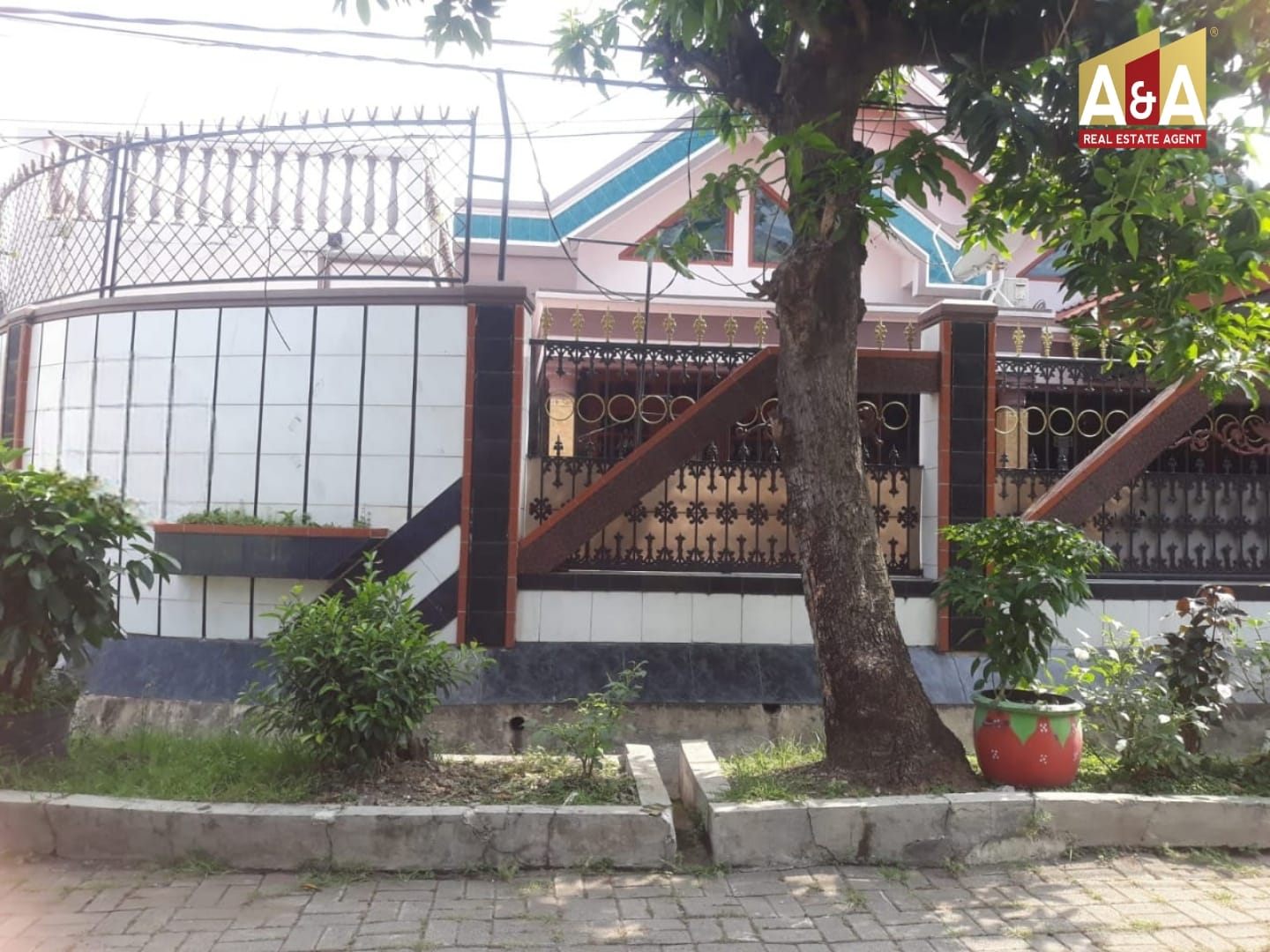 SBY Barat Dukuh Kupang - Image 1