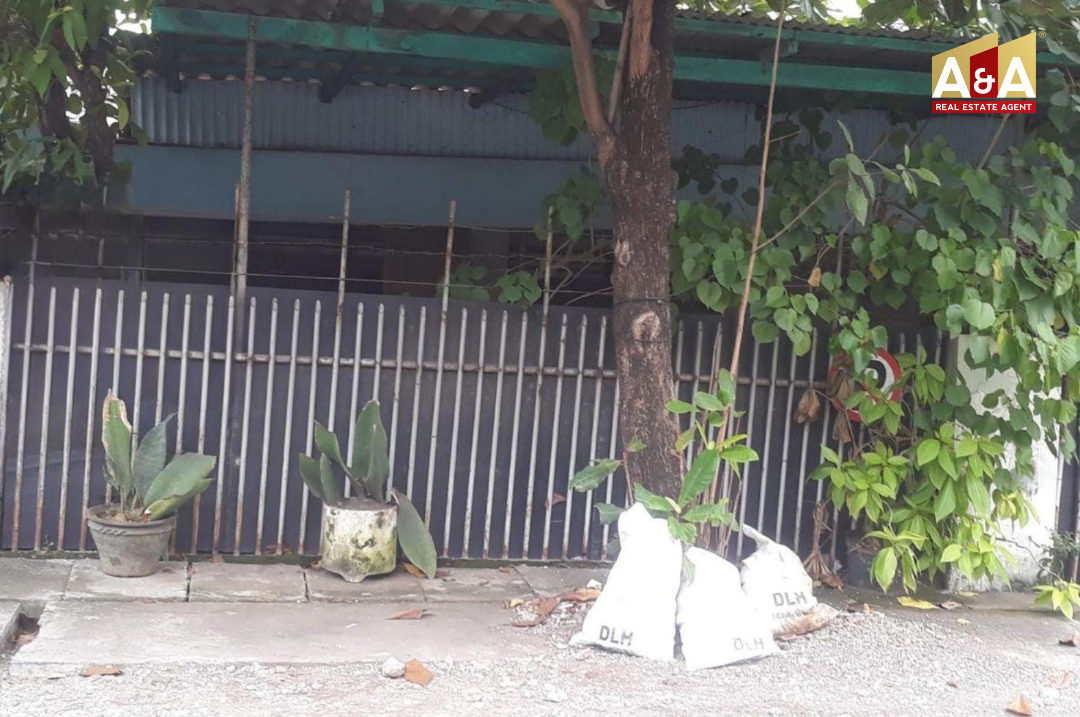 Dijual Rumah Hitung Tanah Dukuh Kupang Surabaya Barat - Image 1