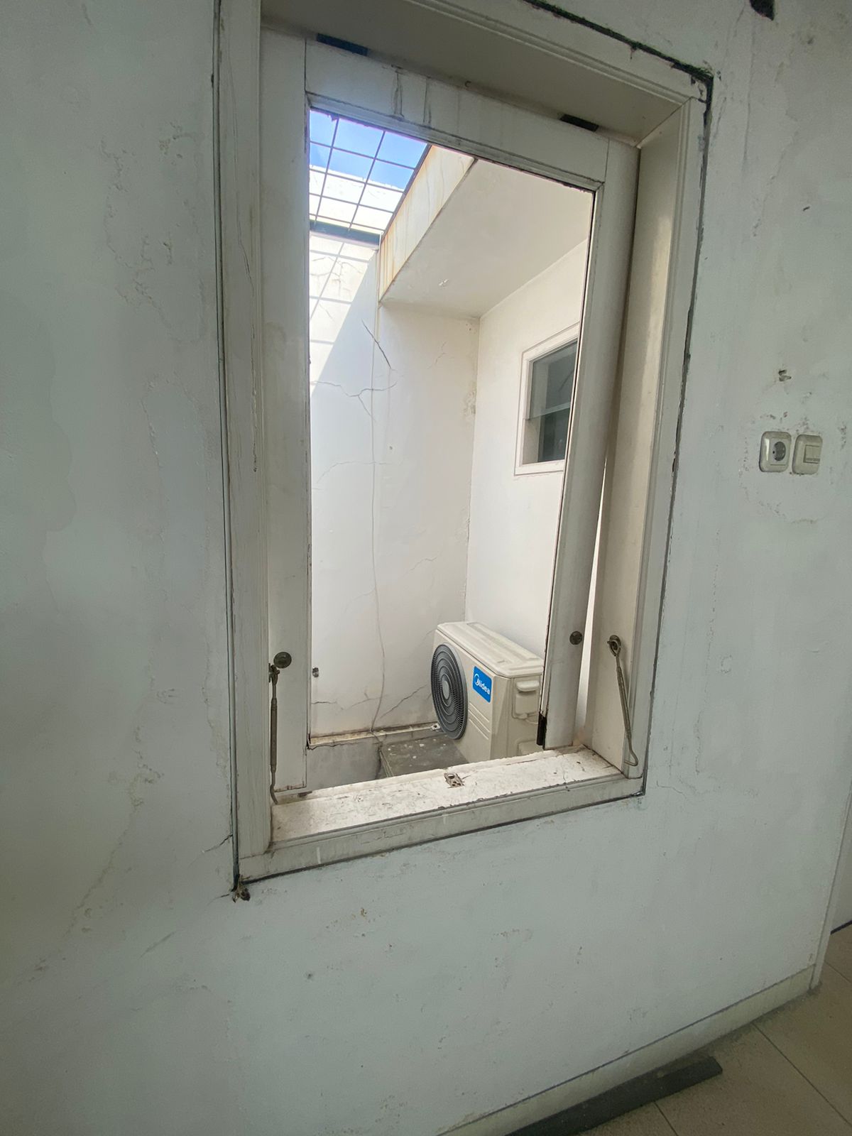 Dijual/disewakan Ruko Strategis Wilayah Citraland Surabaya Barat - Thumbnail 4