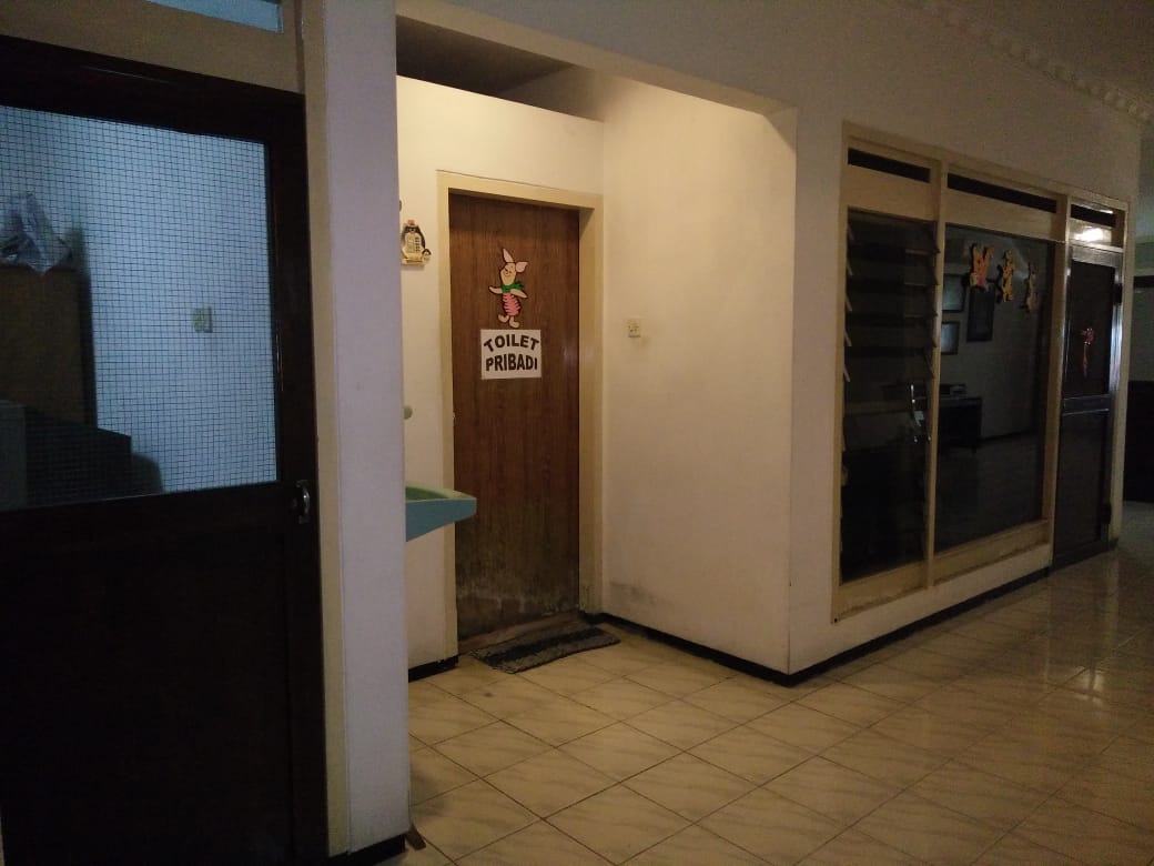 Dijual Rumah Bagus Strategis di Manyar Tirtoyoso Selatan - Image 1