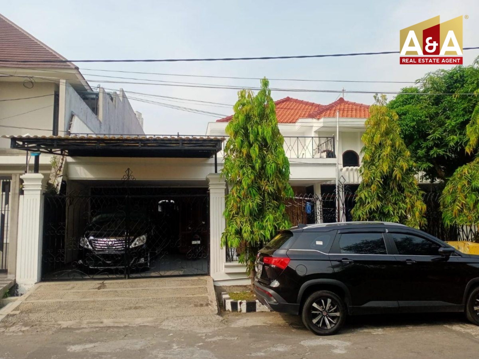 Dijual Rumah Lokasi Strategis Kertajaya Indah Surabaya Timur - Image 1