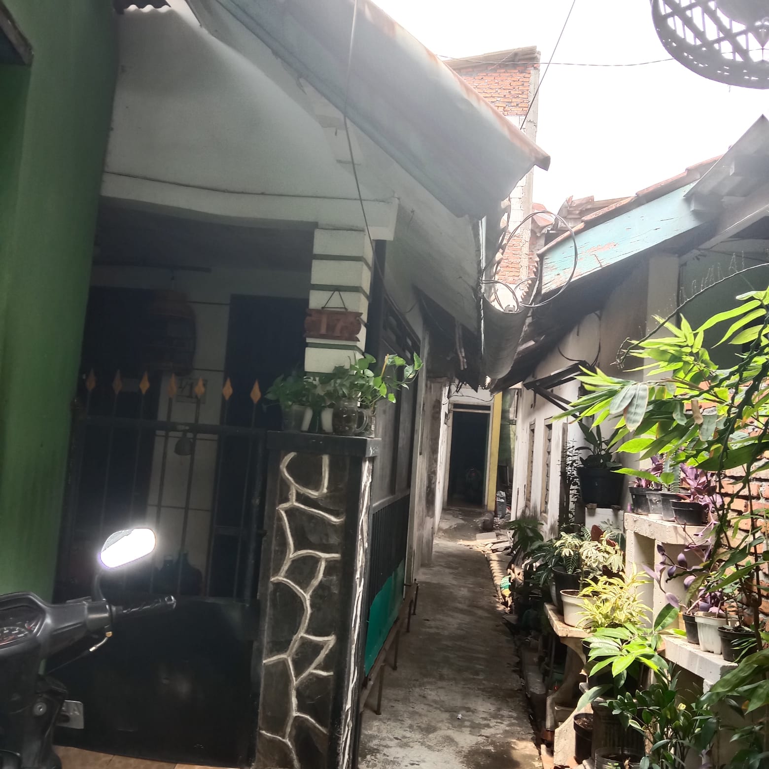 *Dijual Rumah Kos+Rumah Makan lokasi Strategis Manyar Kertoarjo Surabaya Timur* - Image 1