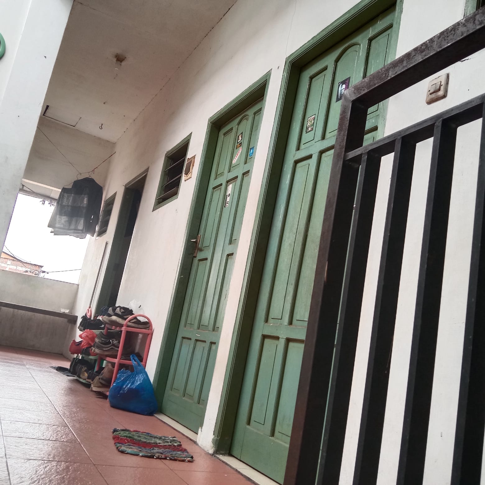 *Dijual Rumah Kos+Rumah Makan lokasi Strategis Manyar Kertoarjo Surabaya Timur* - Thumbnail 3