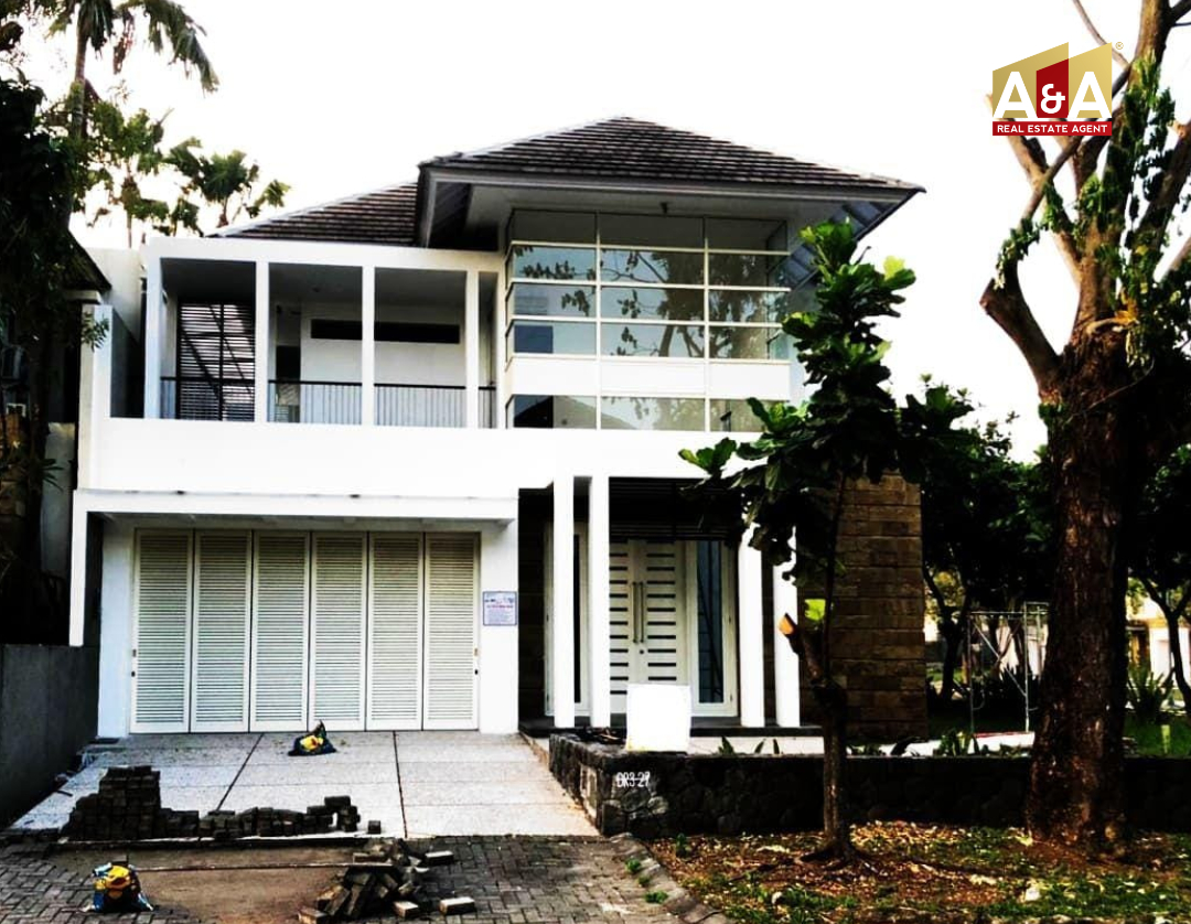 Dijual Rumah Strategis Diamond Hill Citraland Surabaya Barat - Image 1