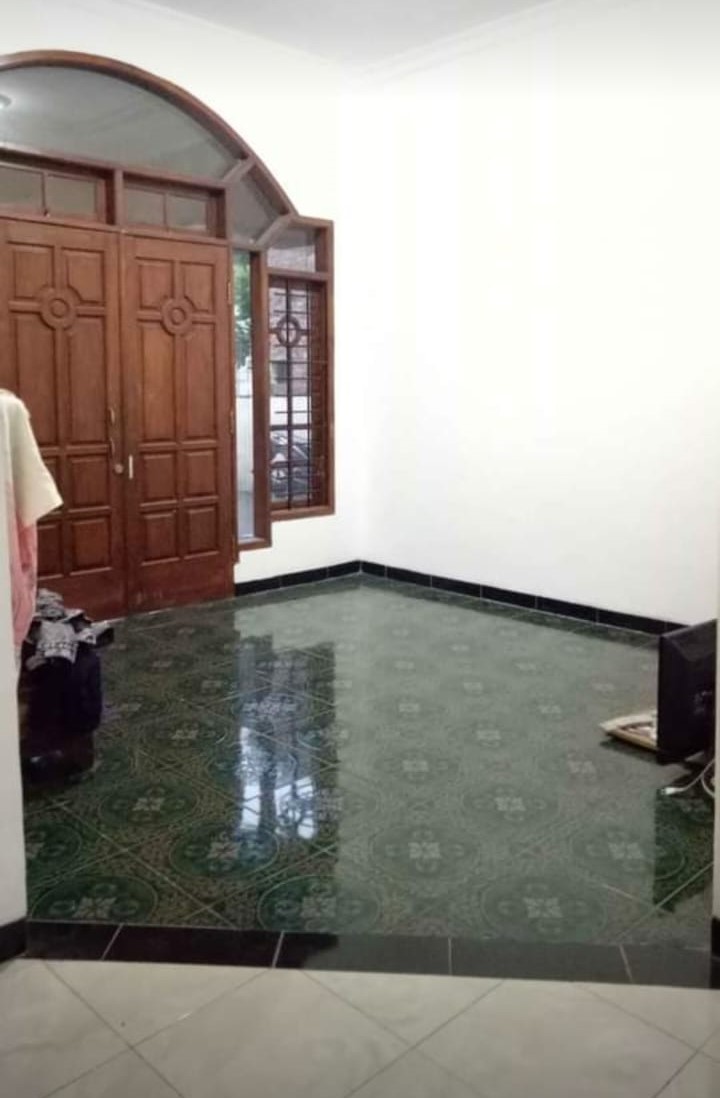 Dijual Rumah Nyaman Strategis Sepat Lidah Kulon Wilayah Surabaya Barat - Image 1