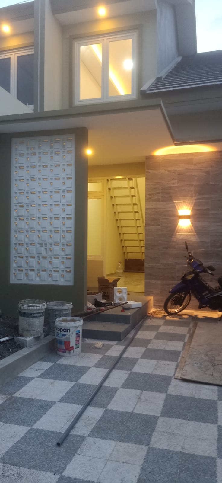 Dijual Rumah Strategis Bangah Jaya Indah Sidoarjo - Thumbnail 2