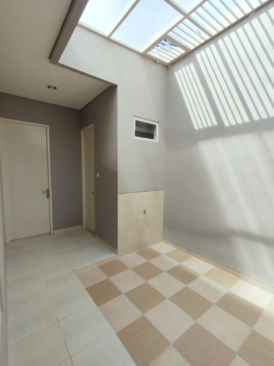 Dijual Rumah Strategis Wilayah Surabaya Timur - Thumbnail 3