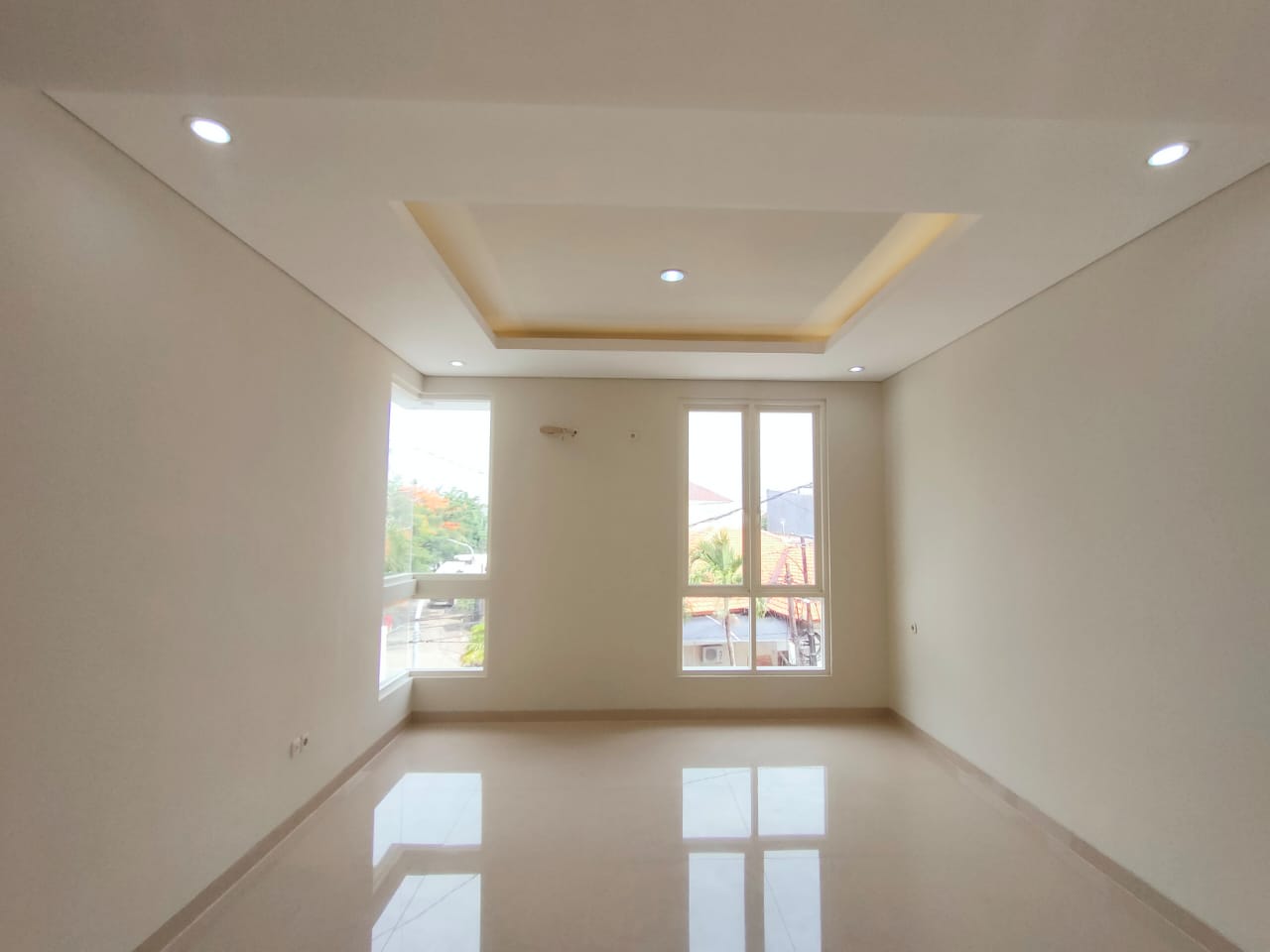 Dijual Rumah Strategis Wilayah Surabaya Timur - Thumbnail 4