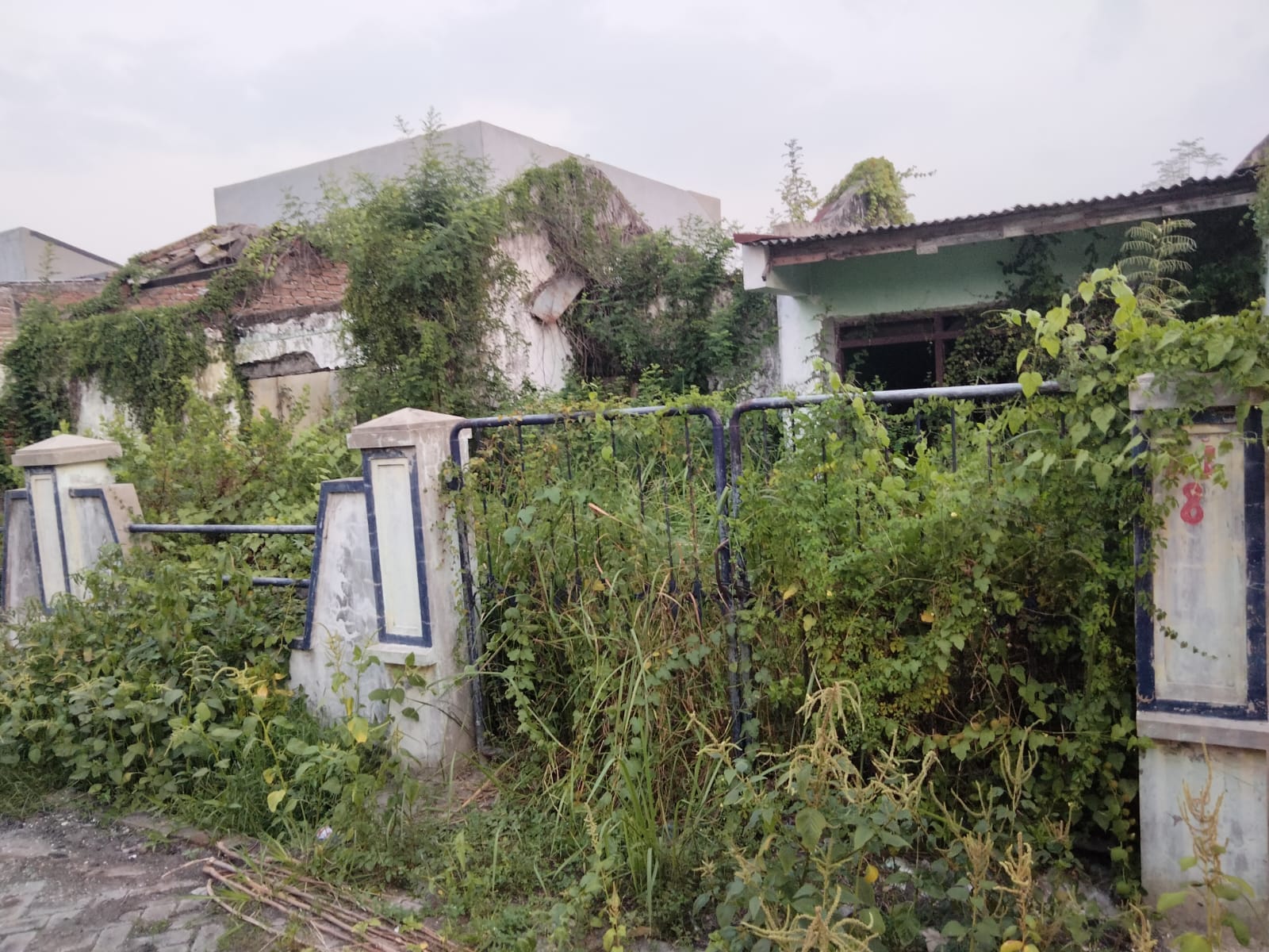 Dijual Rumah Hintung Tanah Wilayah Benowo Surabaya Barat - Image 1