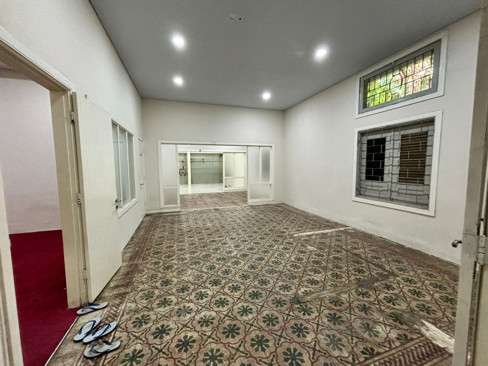 Disewakan Bangunan Cagar Budaya Strategis Wilayah Surabaya Pusat - Thumbnail 4