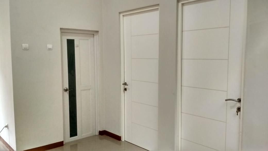 Dijual Rumah Lokasi Strategis Taman Pondok Indah Wiyung Surabaya Barat - Thumbnail 3