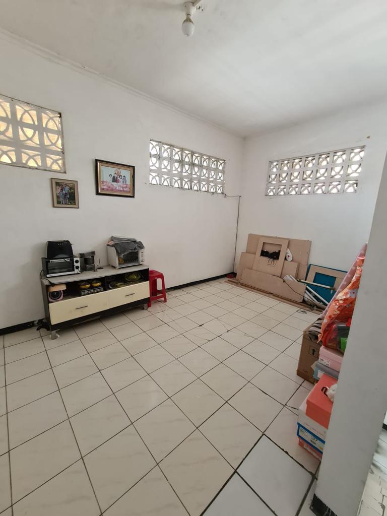 Dijual Rumah Lokasi Strategis Pucang Anom Surabaya Timur - Thumbnail 2