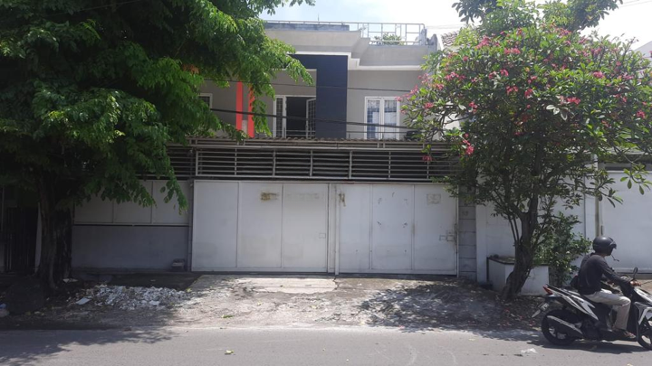 Dijual Rumah Lokasi Strategis Pucang Anom Surabaya Timur - Thumbnail 4