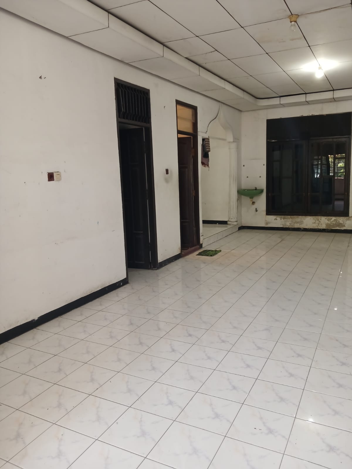 Dijual Rumah 2 Lantai Layak Huni Ketintang Madya Wilayah Surabaya Selatan - Thumbnail 2