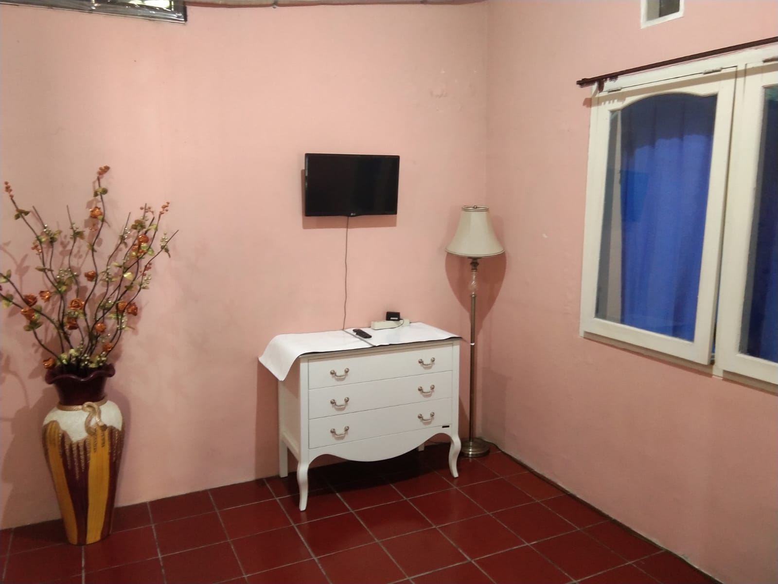 Dijual Rumah Strategis Taman Hedona Regency Sidoarjo - Thumbnail 3