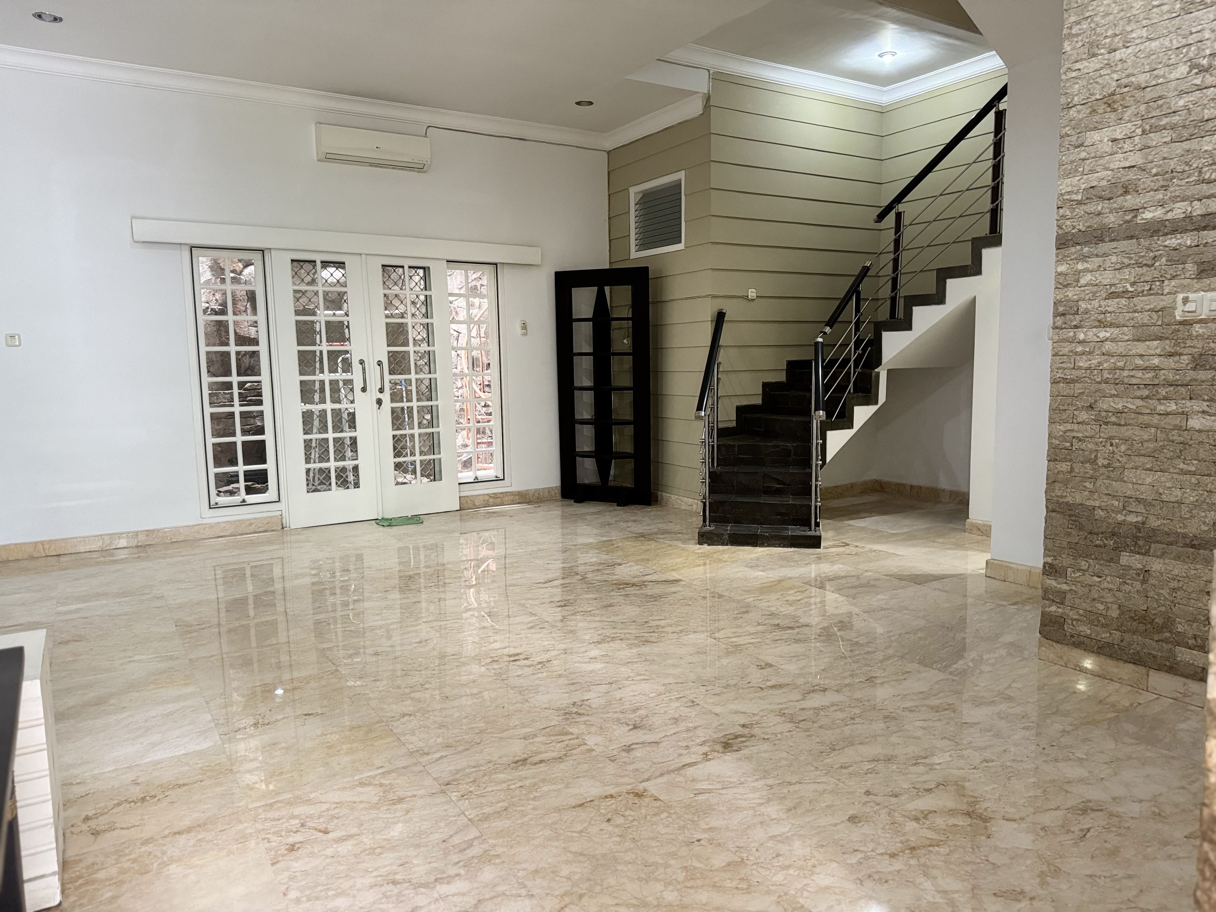 *DIJUAL RUMAH BAGUS DI PAKUWON CITY SAN DIEGO SURABAYA TIMUR* - Thumbnail 3