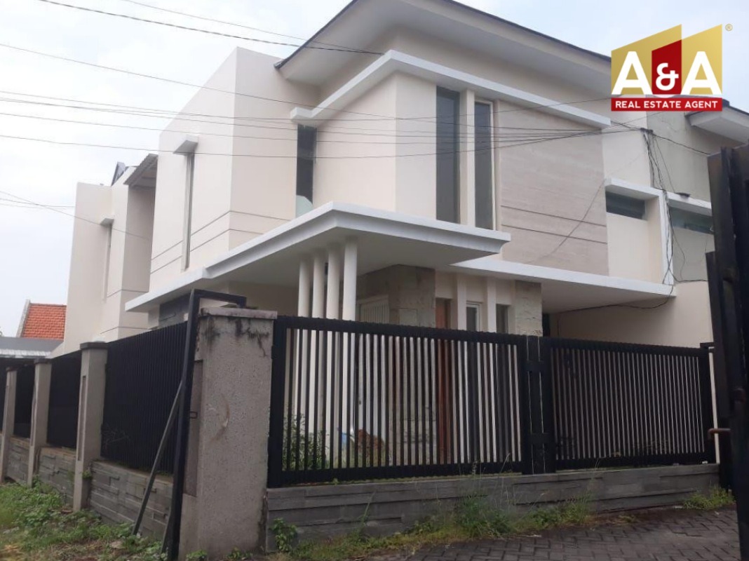 Disewakan Rumah Siap Huni di Puri Lidah Kulon Indah Surabaya Barat - Image 1