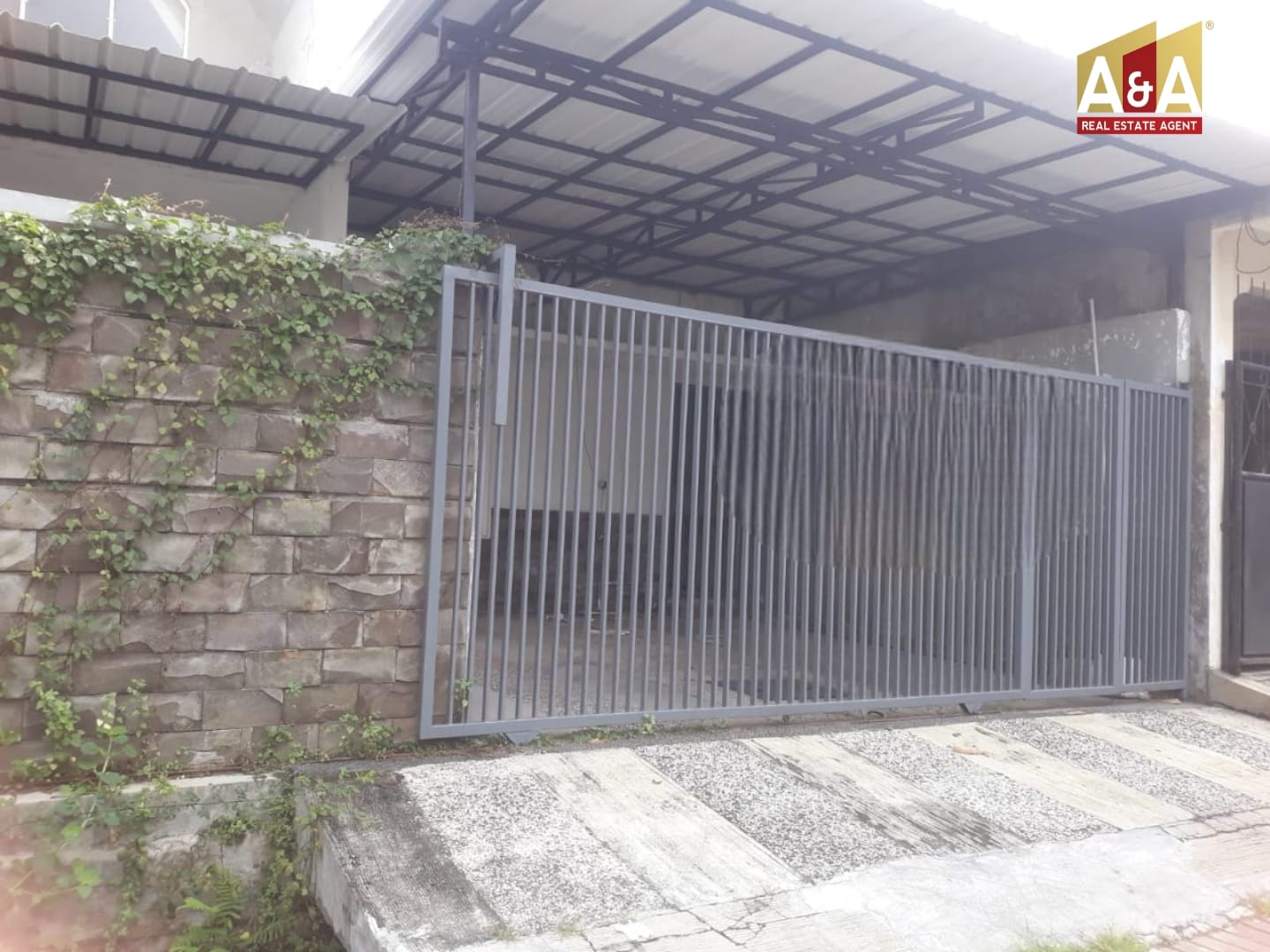 SBY Barat Puri Lidah Kulon Indah - Image 1