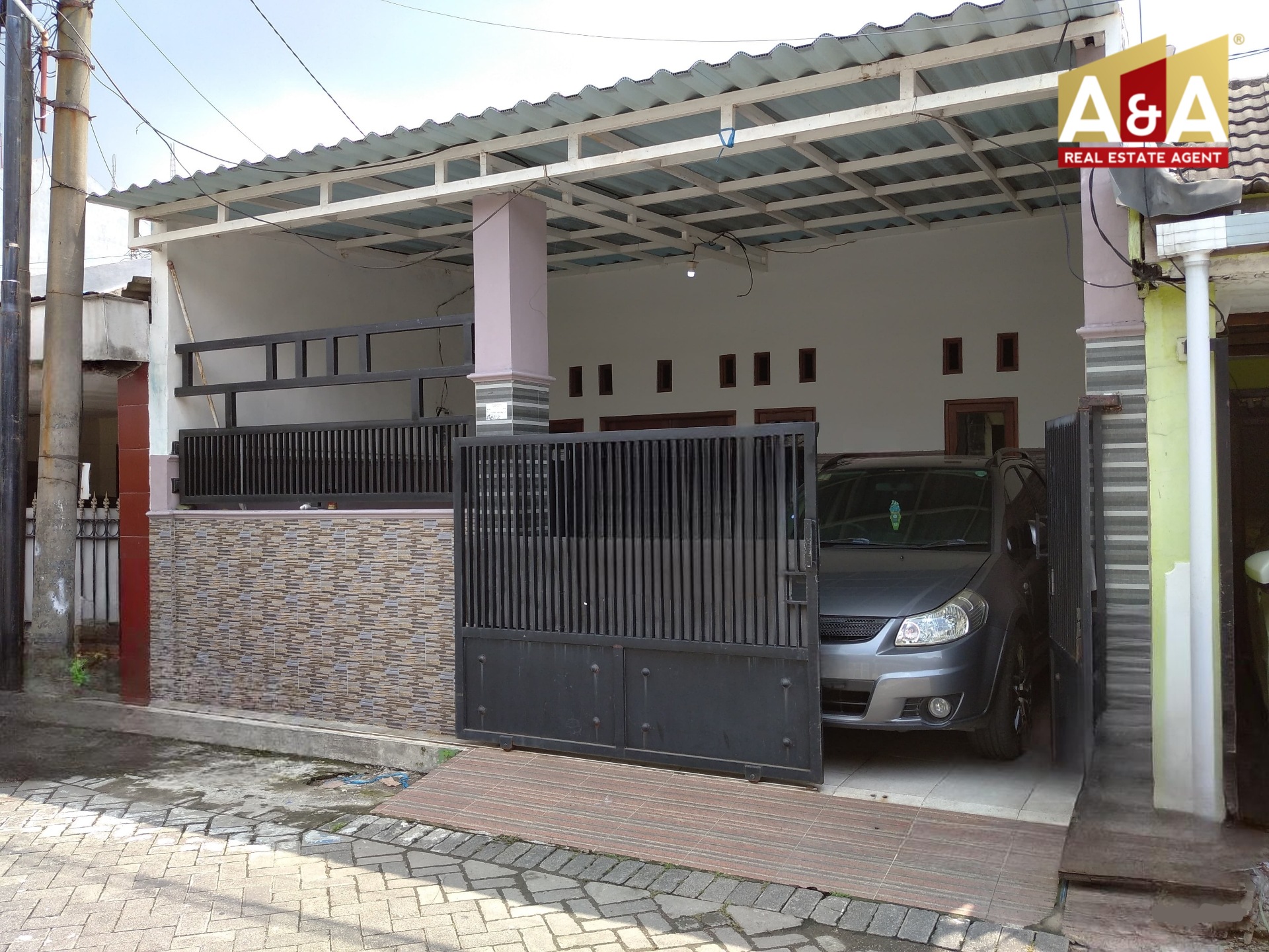 Dijual Rumah Minimalis dan Strategis di Perum Gunung Sari Indah Kedurus Surabaya Selatan - Image 1