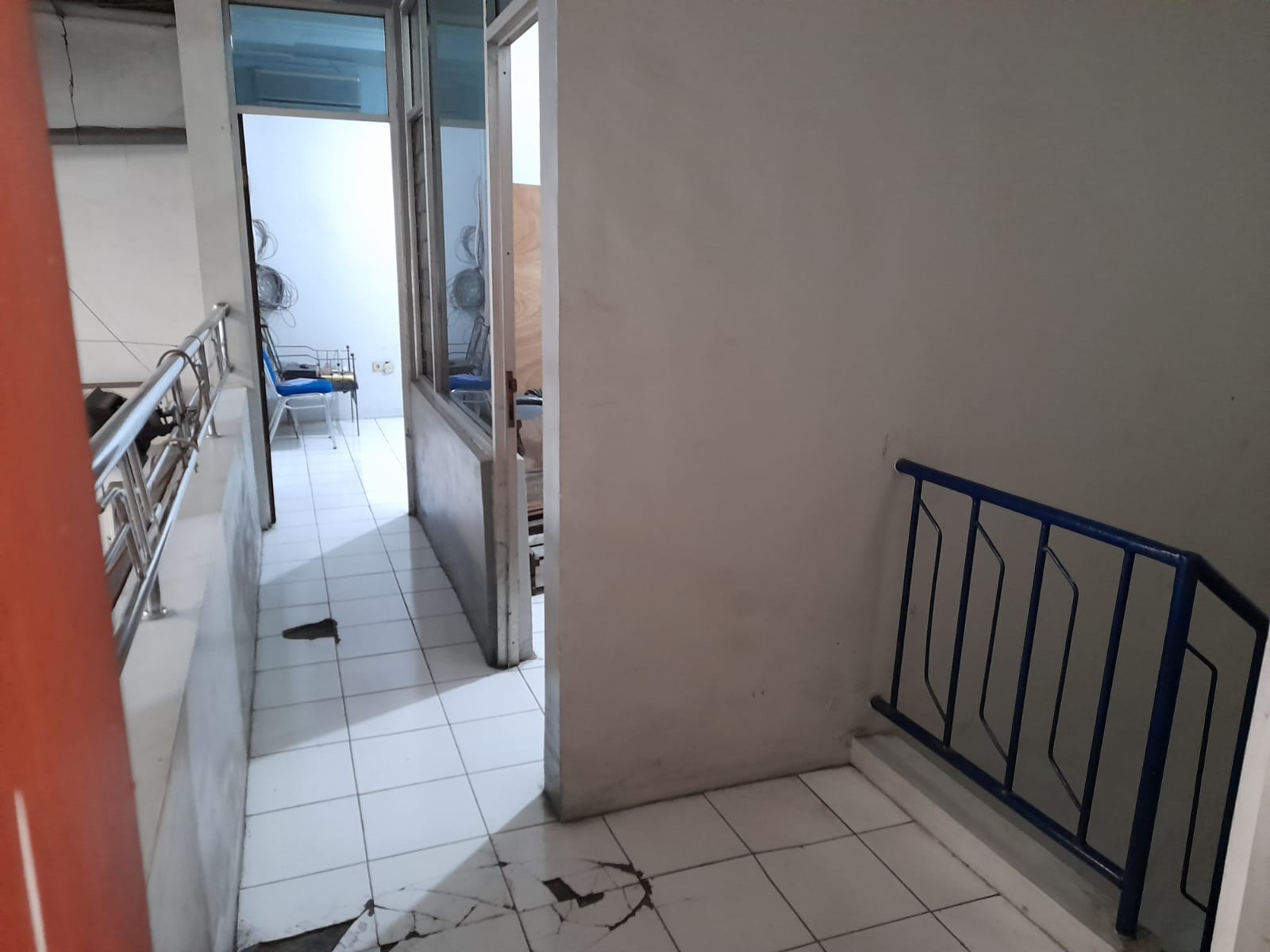 Dijual/Disewakan Gudang Startegis Raya Kletek Sidoarjo - Thumbnail 4