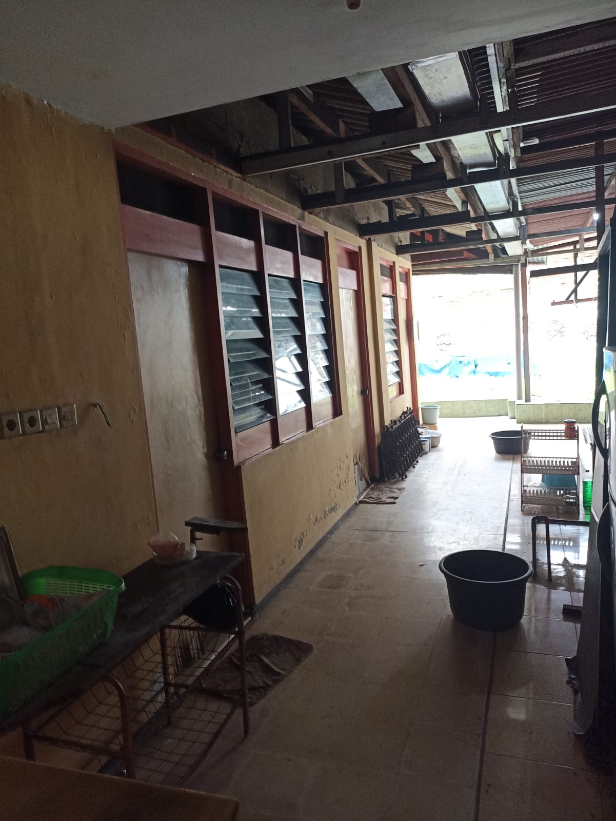 Dijual Rumah Nyaman dan Strategis di Petemon Wilayah Surabaya Barat - Thumbnail 2