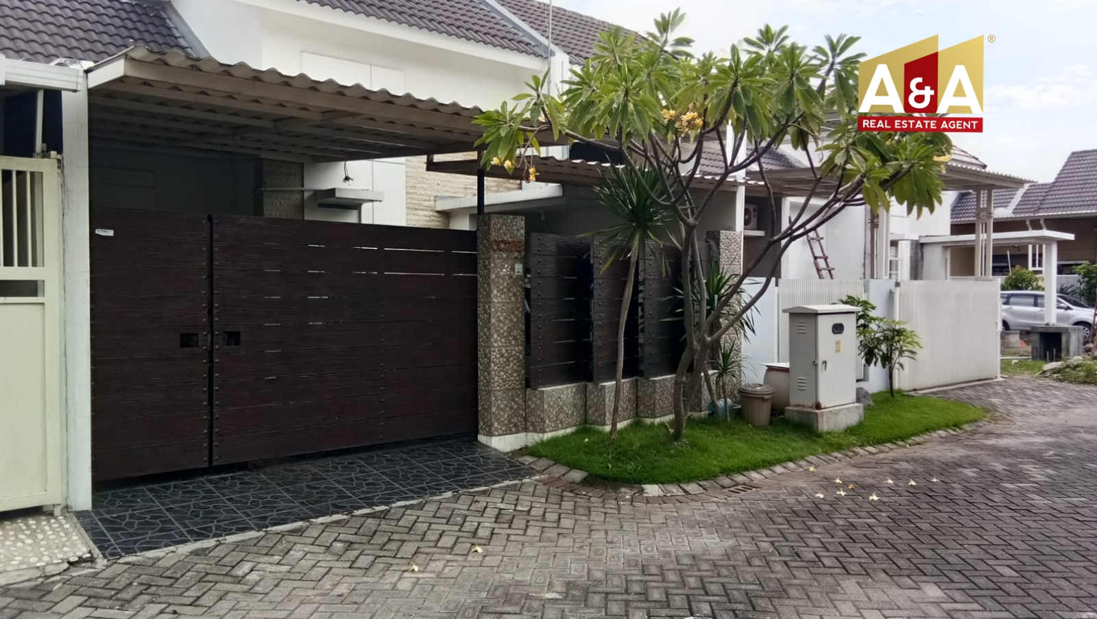 Dijual rumah di Puri Surya Jaya Sidoarjo - Image 1