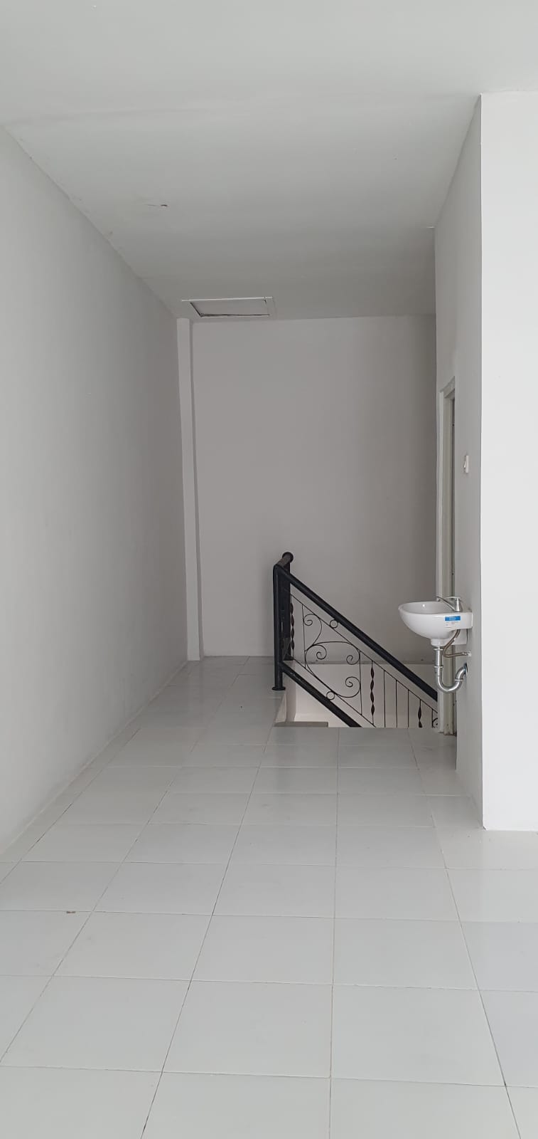 Dijual/Disewakan Ruko Bagus Strategis Royal Palace Sidoarjo - Thumbnail 3