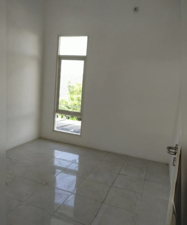 Dijual Rumah Strategis di Pondok Maritim Indah Surabaya Barat - Image 1