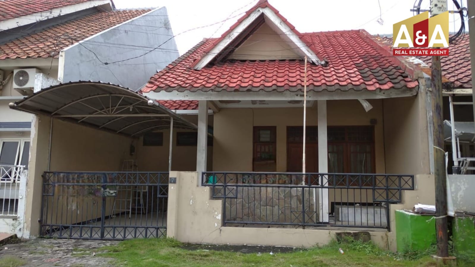 Dijual Cepat Rumah Strategis Babatan Pratama Surabaya Barat - Image 1