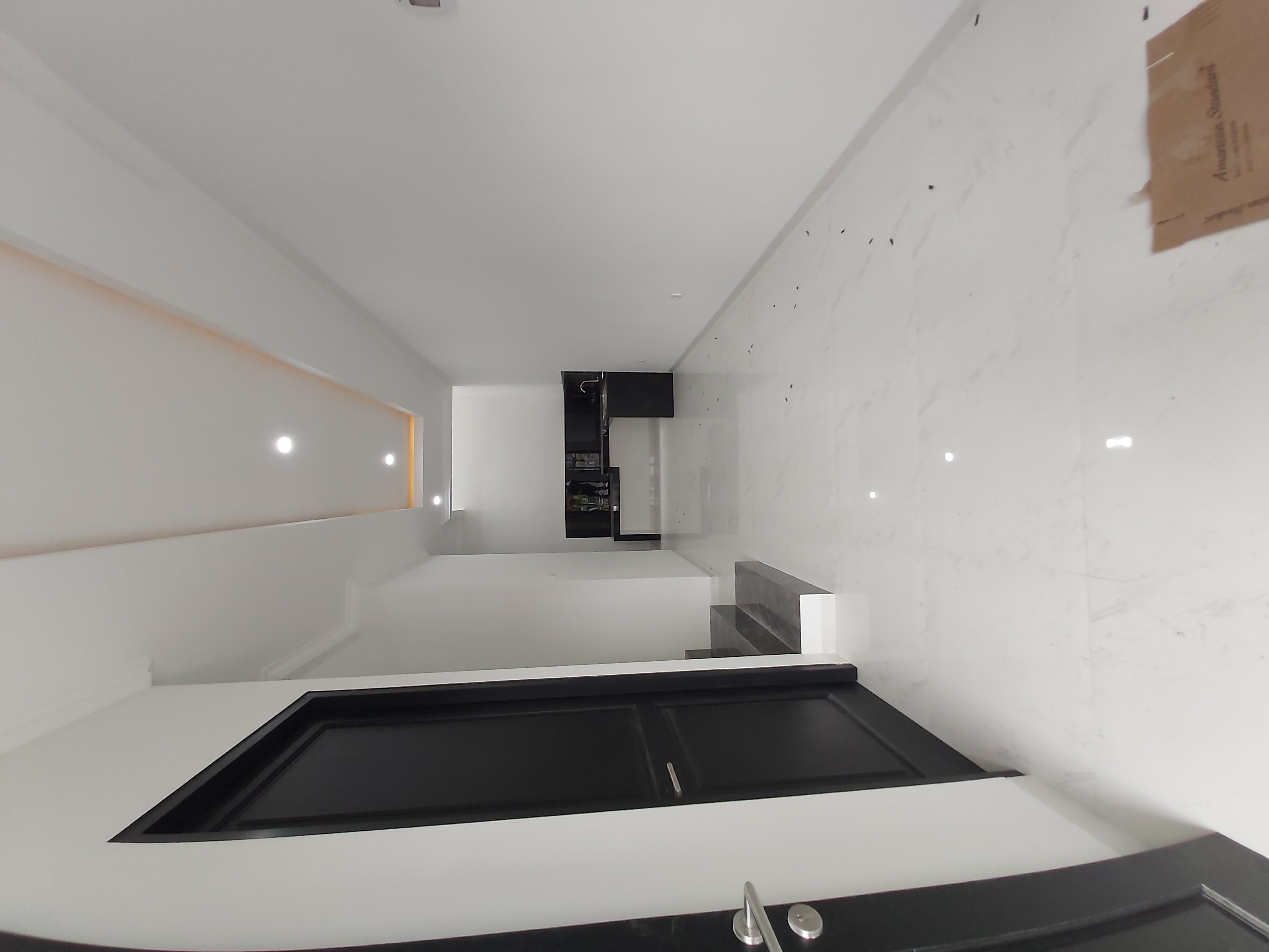 Rumah minimalis Manyar Indah - Thumbnail 3