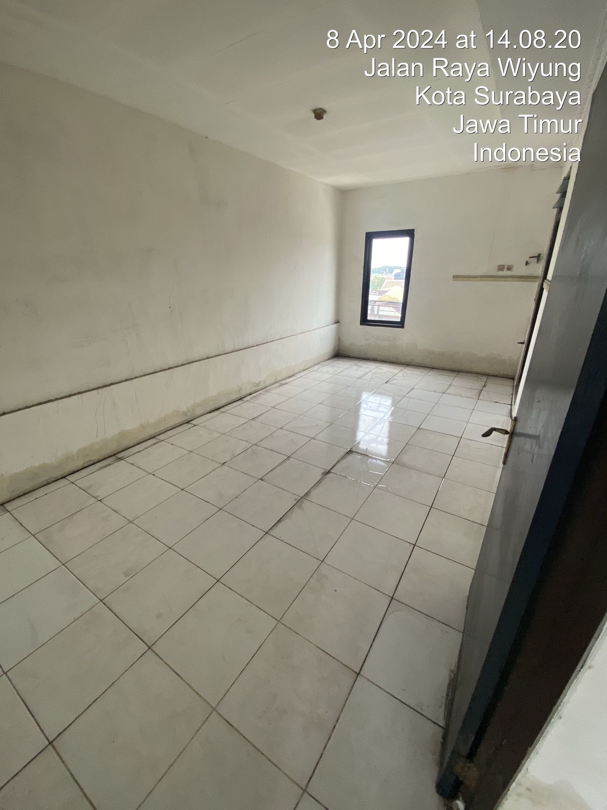 Ruko Disewakan Lokasi Strategis Taman Pondok Indah Wiyung - Thumbnail 4