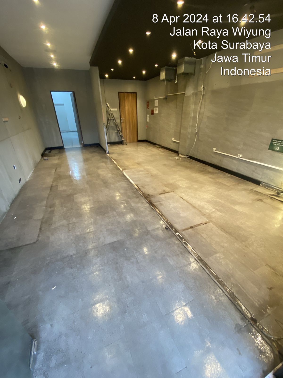 Ruko Disewakan Lokasi Strategis Taman Pondok Indah Wiyung - Image 1