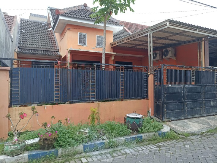 Dijual Rumah Strategis Puri Teratai Sidoarjo - Image 1