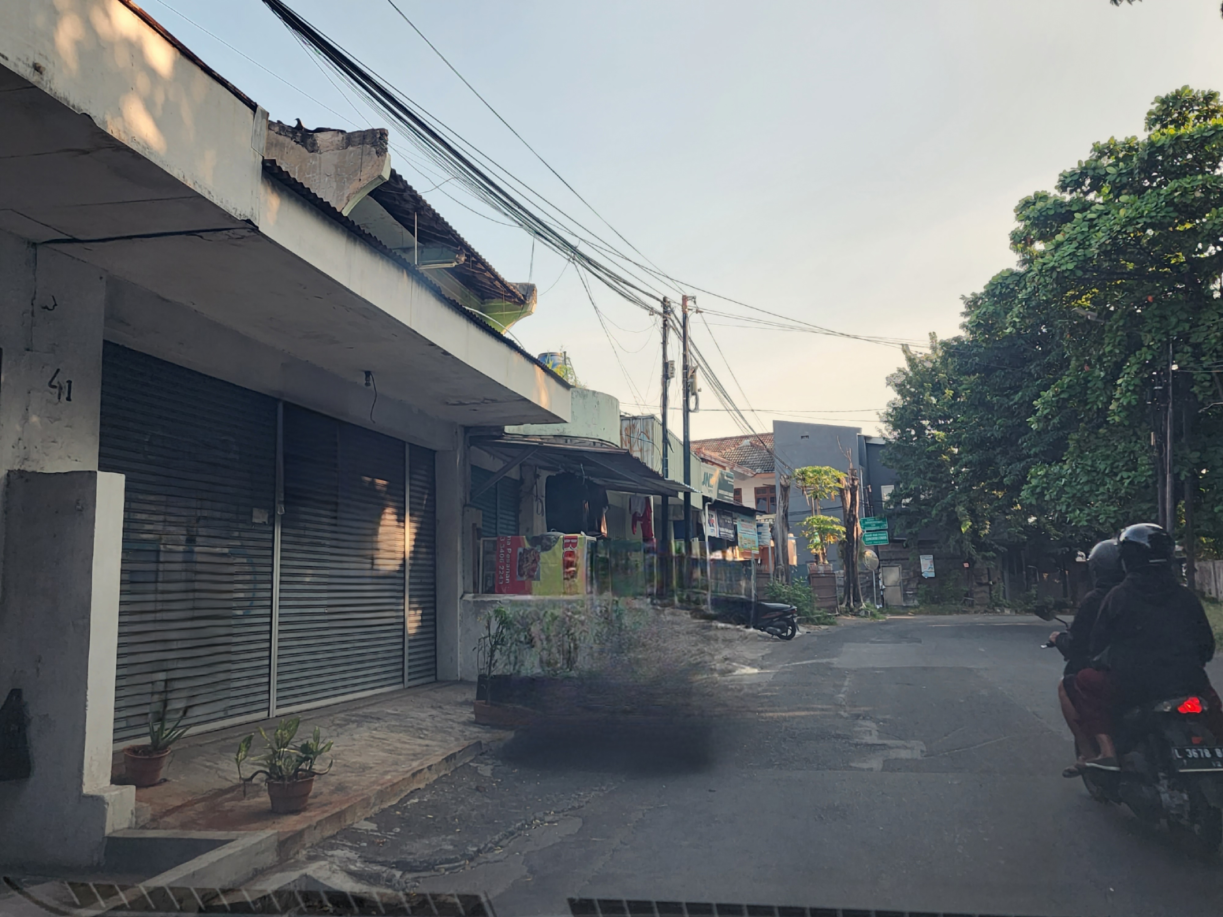 Disewakan Ruko 1 lantai Jalan Raya Darmo Baru Barat - Image 1