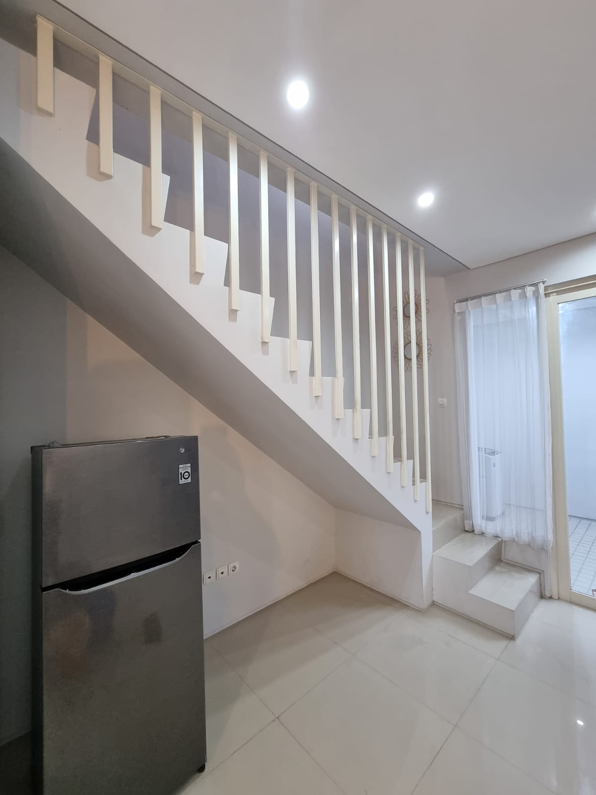 Dijual Murah Rumah Grand Pakuwon Surabaya Barat - Thumbnail 3