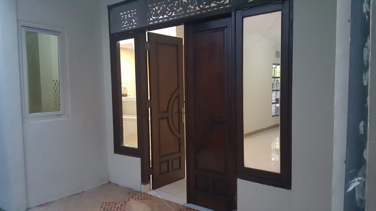 Dijual Rumah Bagus Mewah Puri Surya Jaya Sidoarjo - Image 1